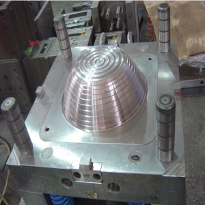 injection mold for plastic housewares